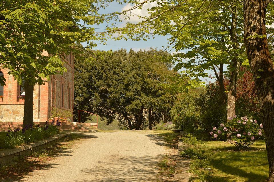 Agriturismo Riparossa 알레로나 외부 사진